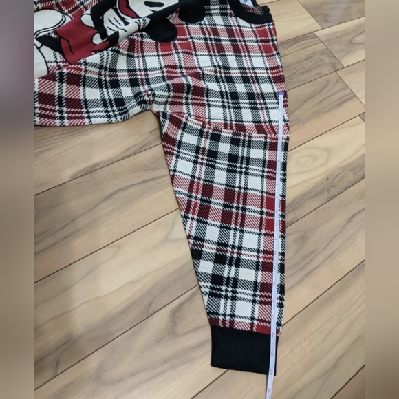 NWT! Disney World Holiday Plaid Mickey Spirit Jersey Sweater Red Black Size L - Picture 9 of 14